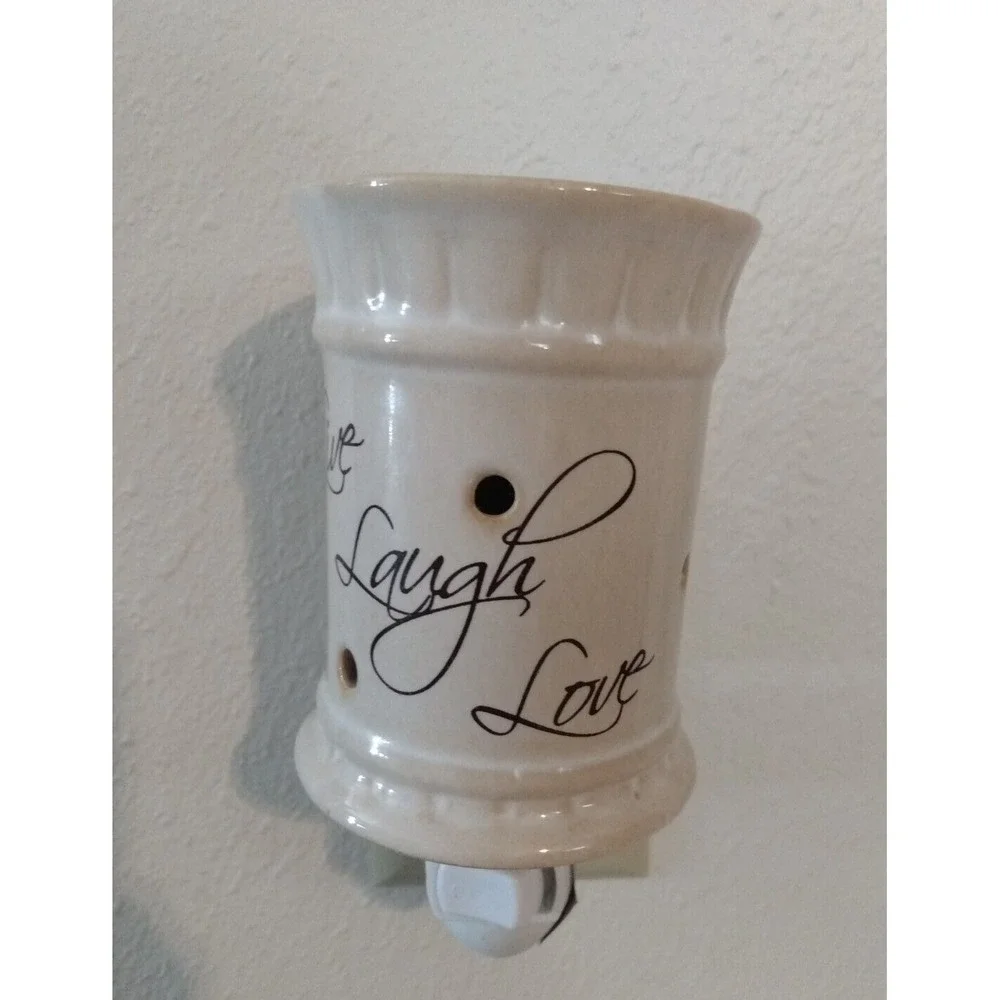 Candle Warmers Pluggable Fragrance Warmer LIVE LAUGH LOVE
